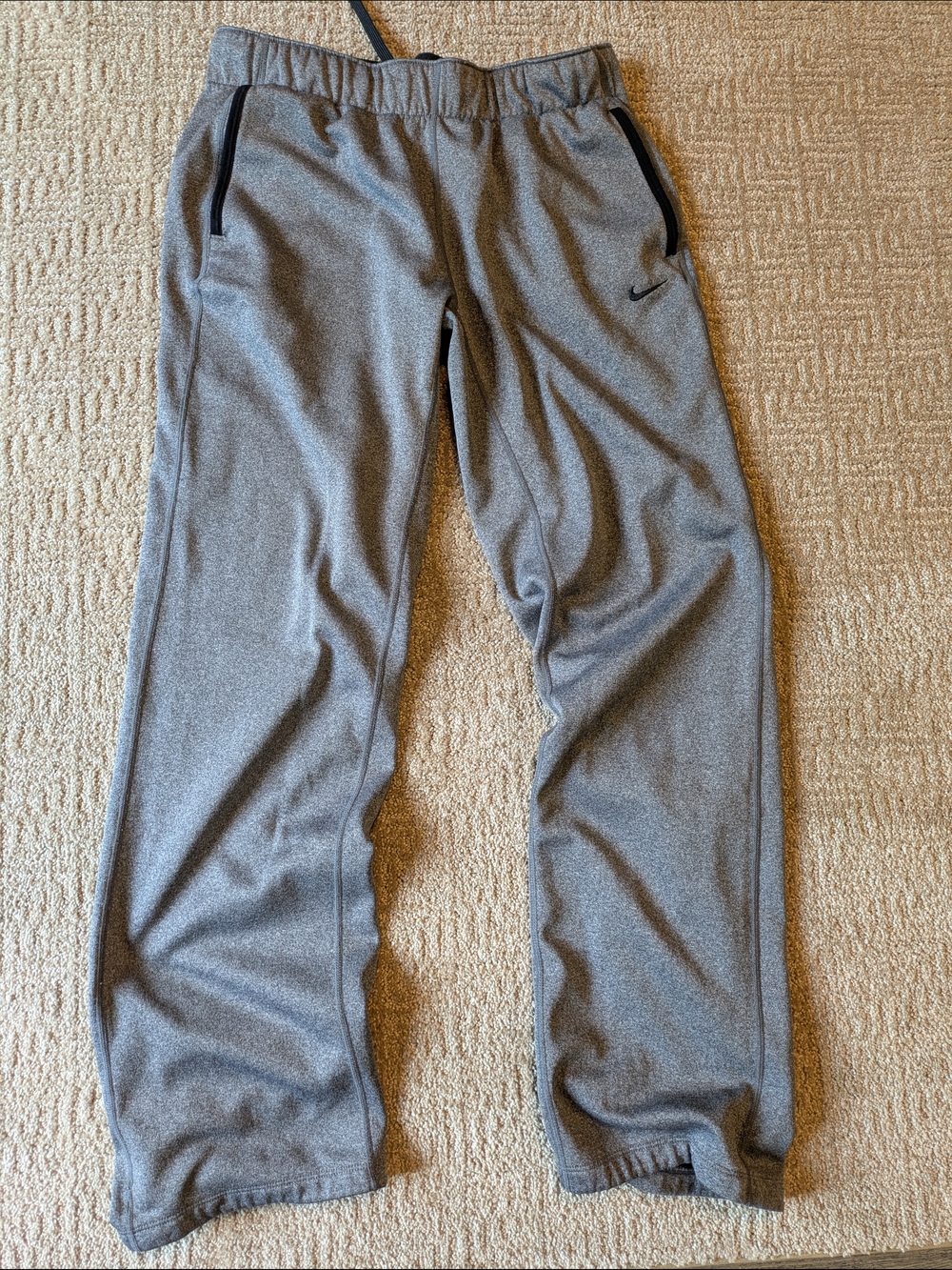 Nike Gray Men's Athletic Joggers with Zip Pockets, Size Small